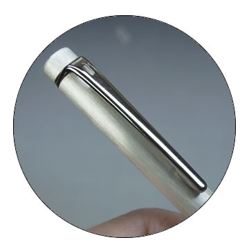 銀無垢スリムボールペンの特徴1